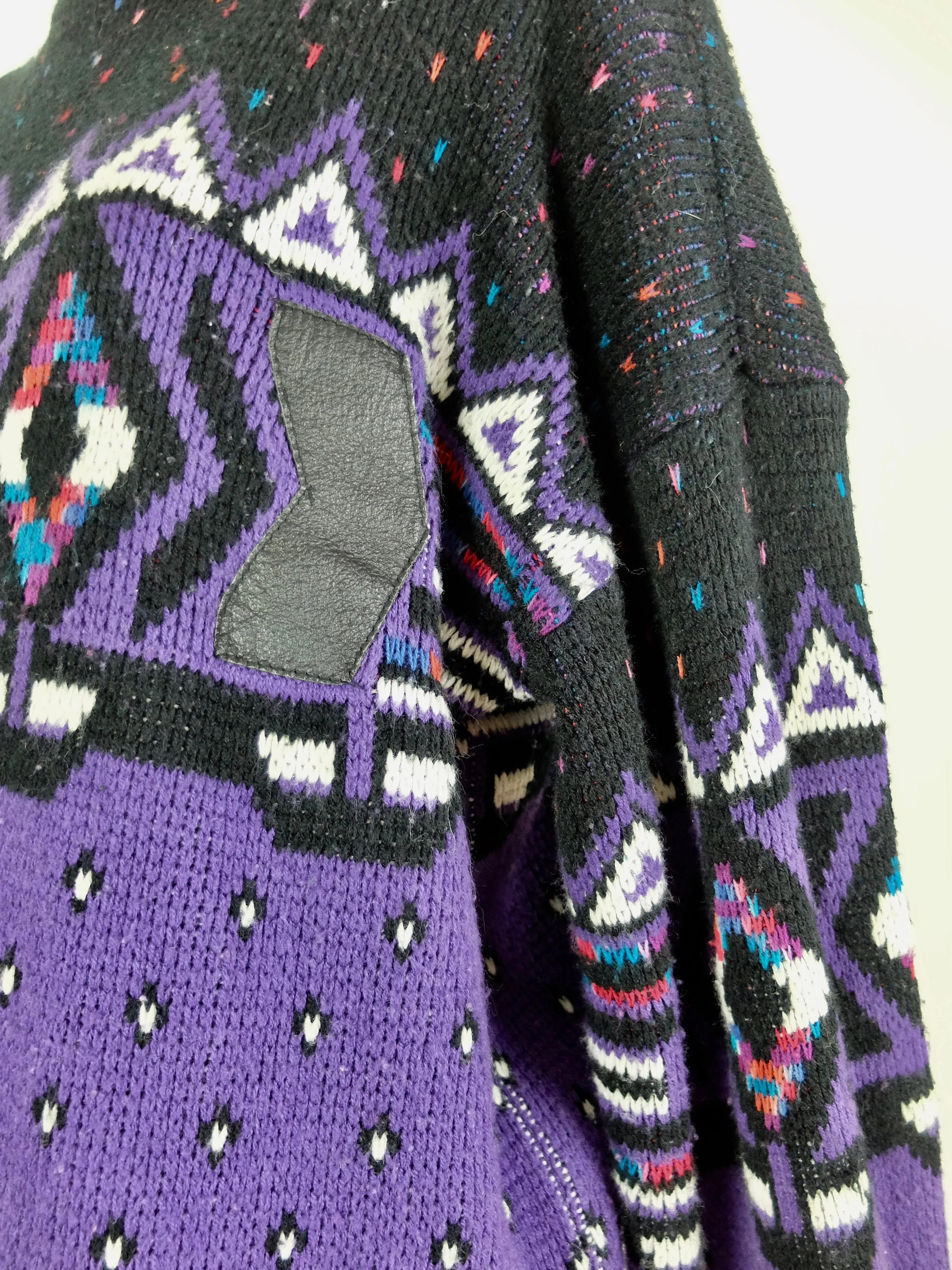 80s Abstract Geometric Pullover Sweater Jumper with Faux Leather Patches