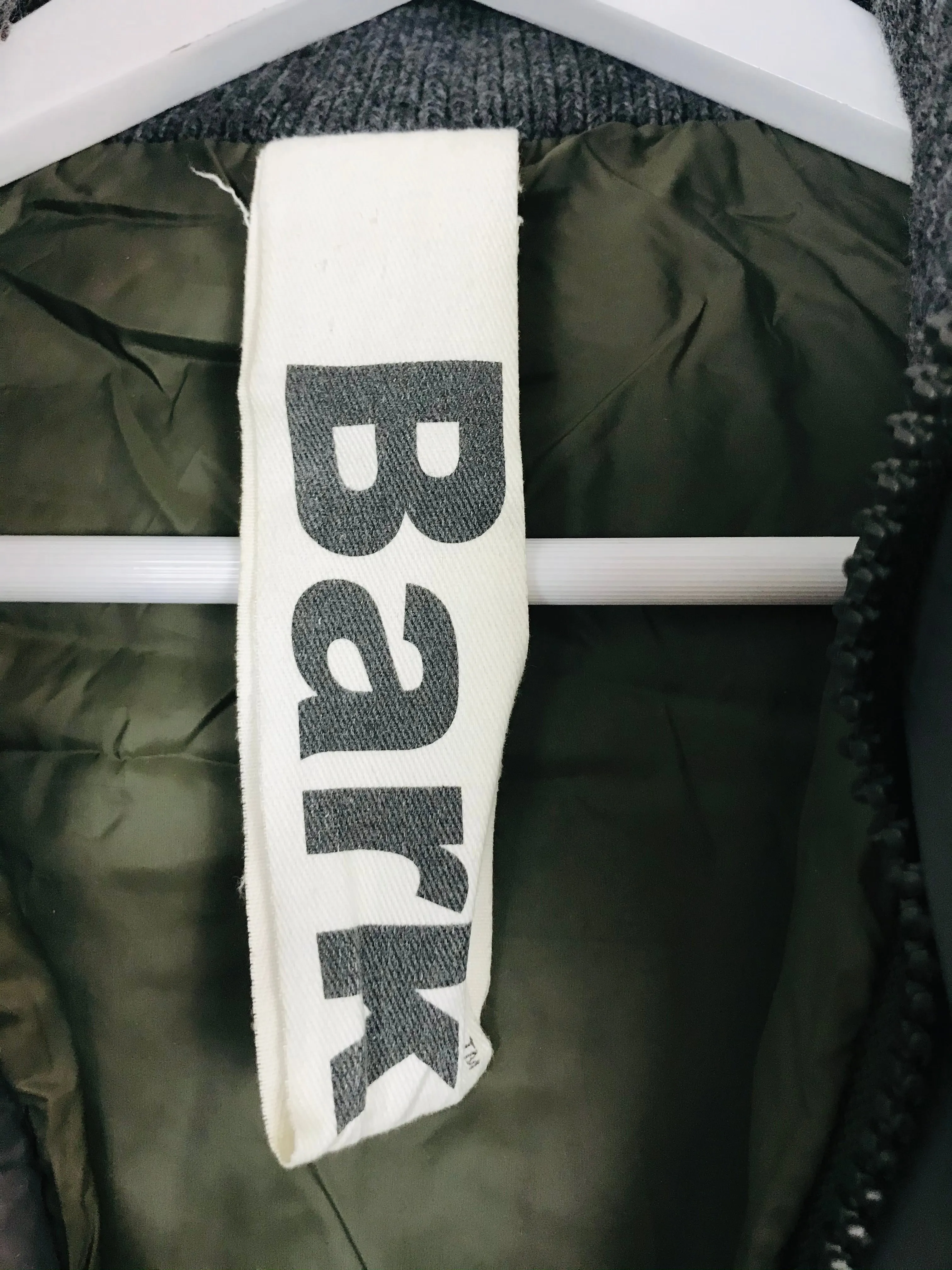 Bark Women’s Thermore Puffer Coat | UK8-10 | Grey