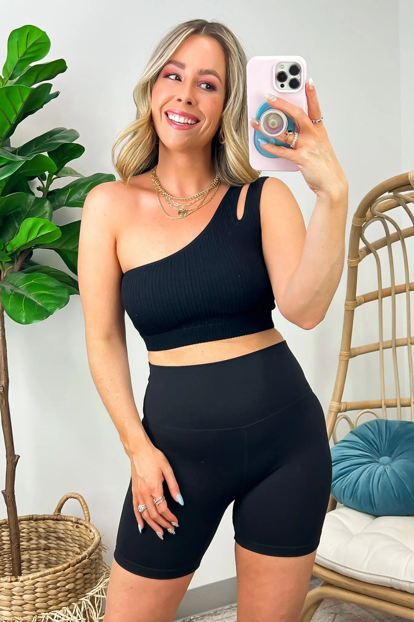 Cesilie Seamless Double Strap One Shoulder Sports Bra