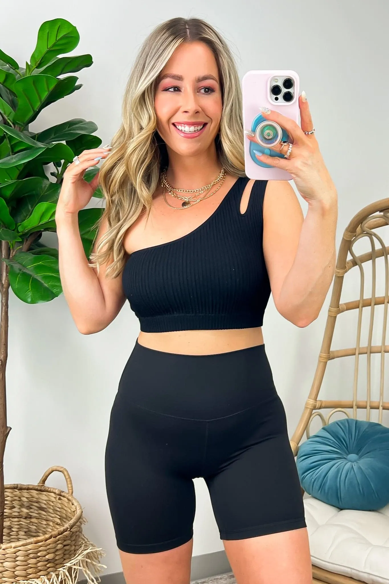 Cesilie Seamless Double Strap One Shoulder Sports Bra