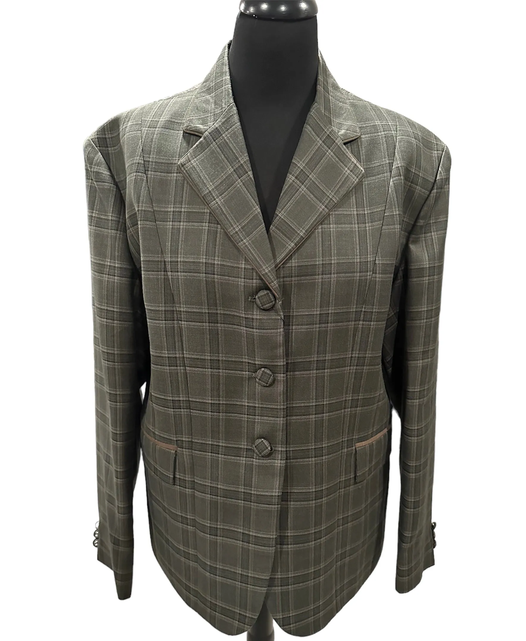 English Show Coat Plaid Fabric Code R235