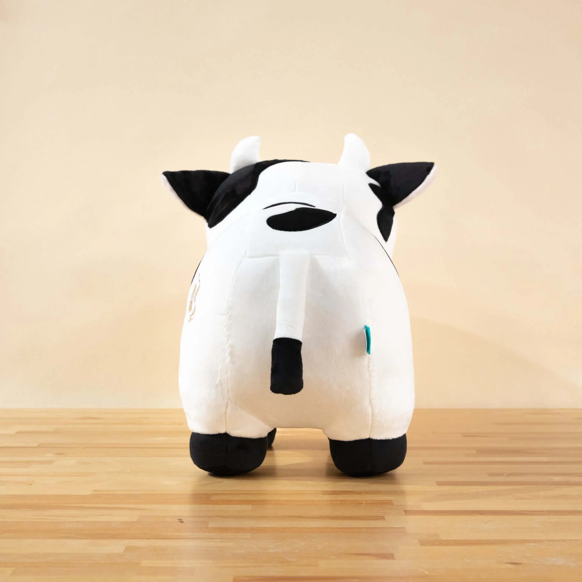 Giant Mooi the Cow