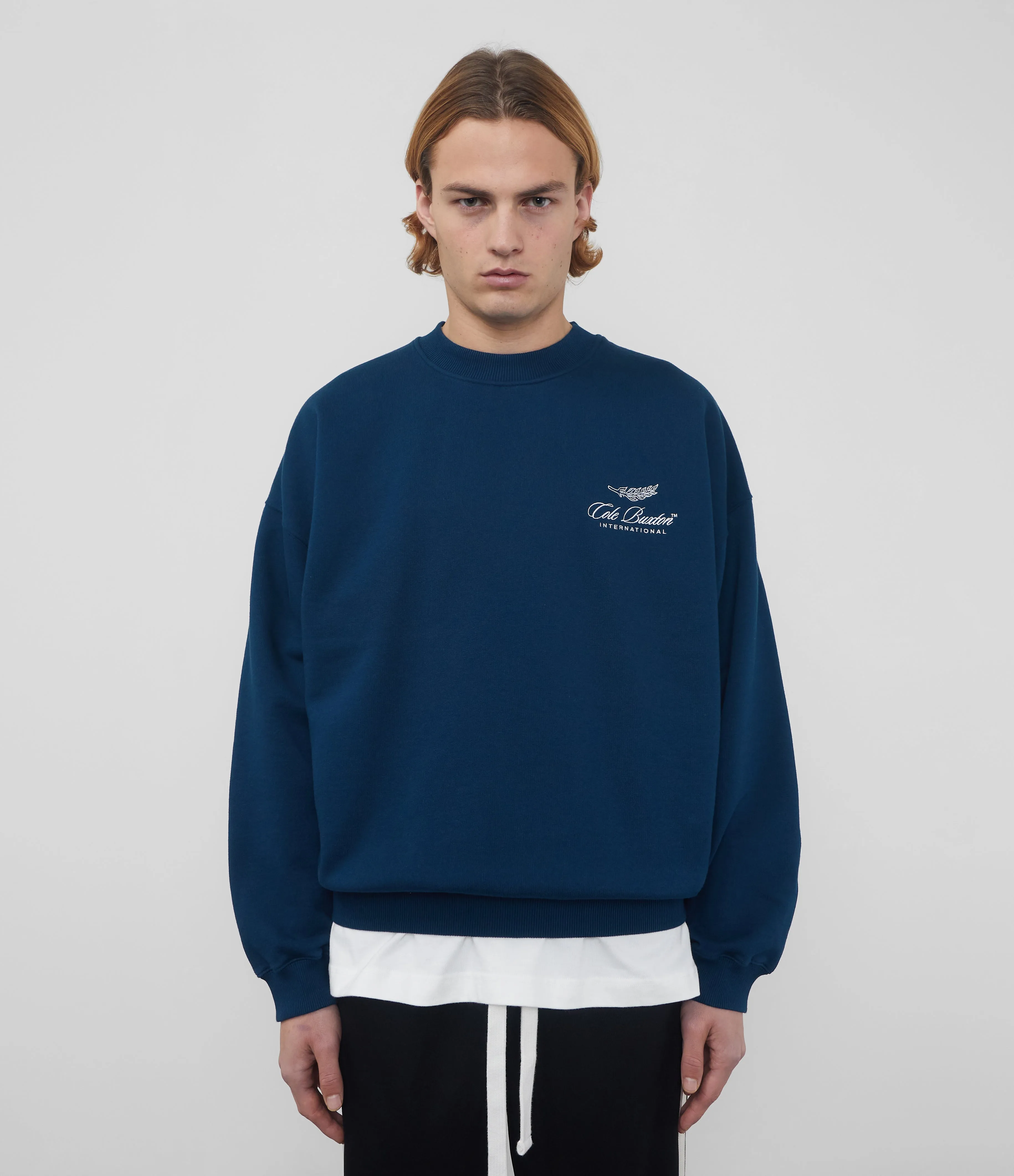 INTERNATIONAL SWEATSHIRT