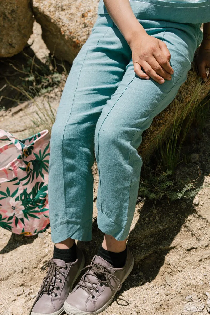 Pin tucks trouser