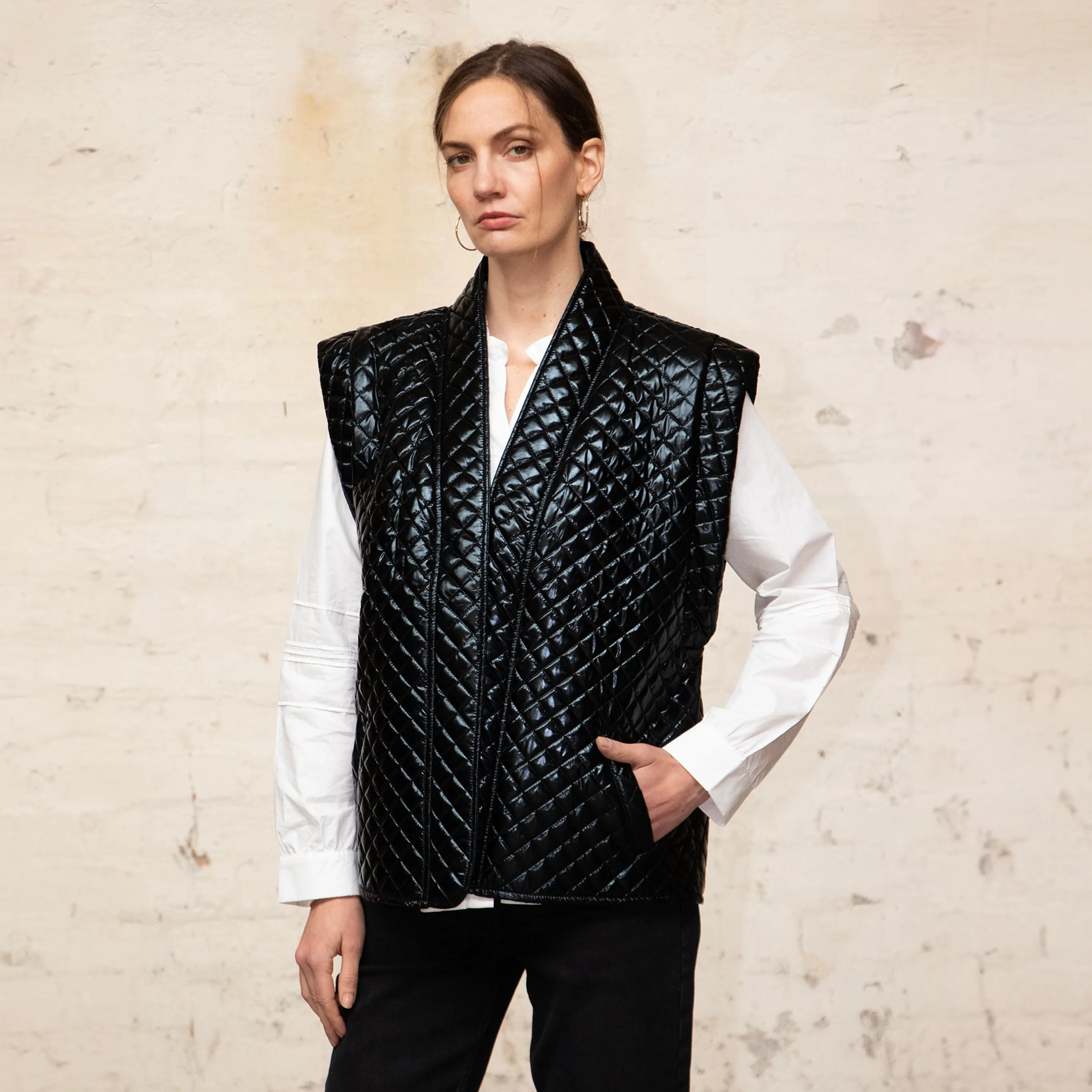 Raven Gilet - Black, Quilted