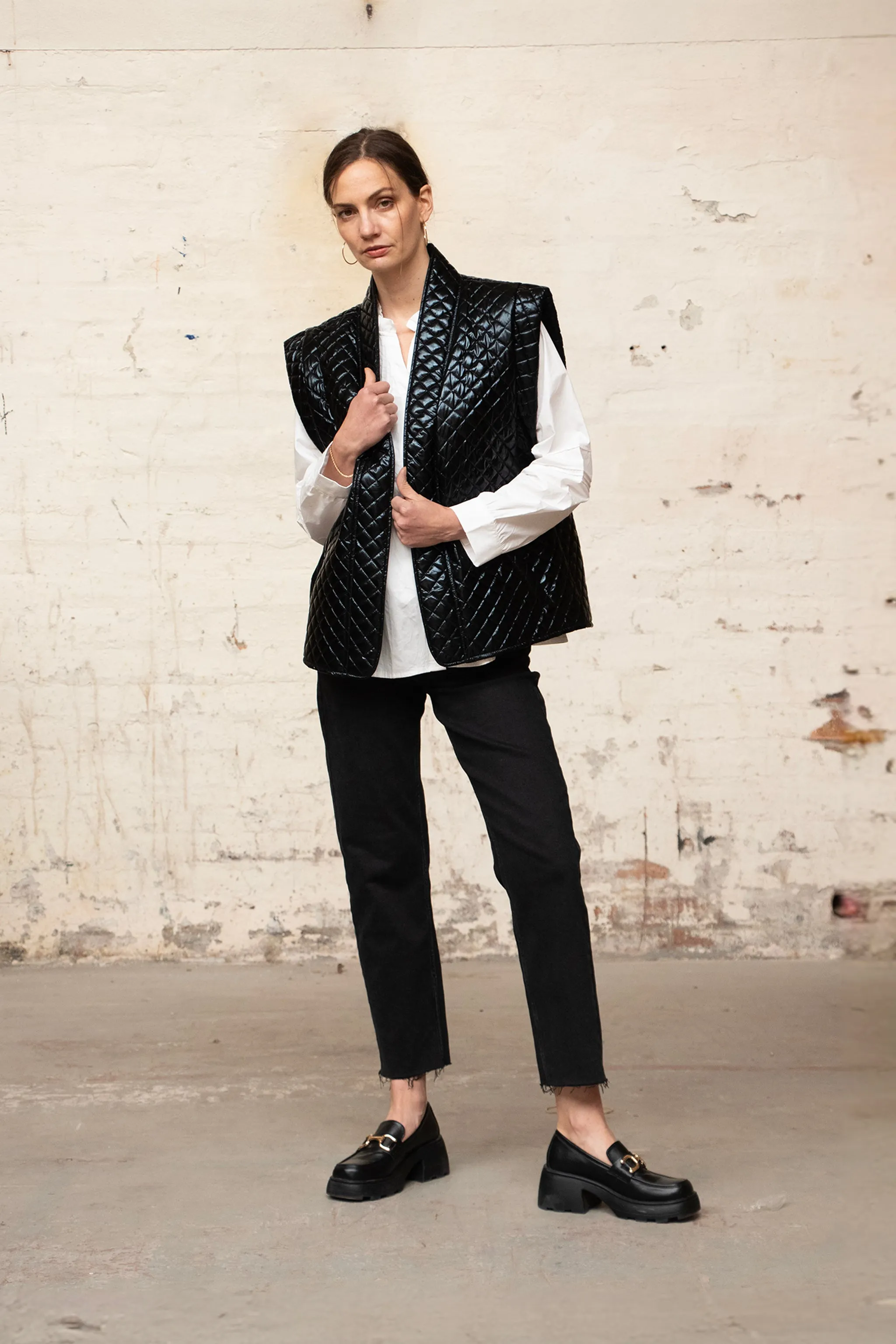 Raven Gilet - Black, Quilted