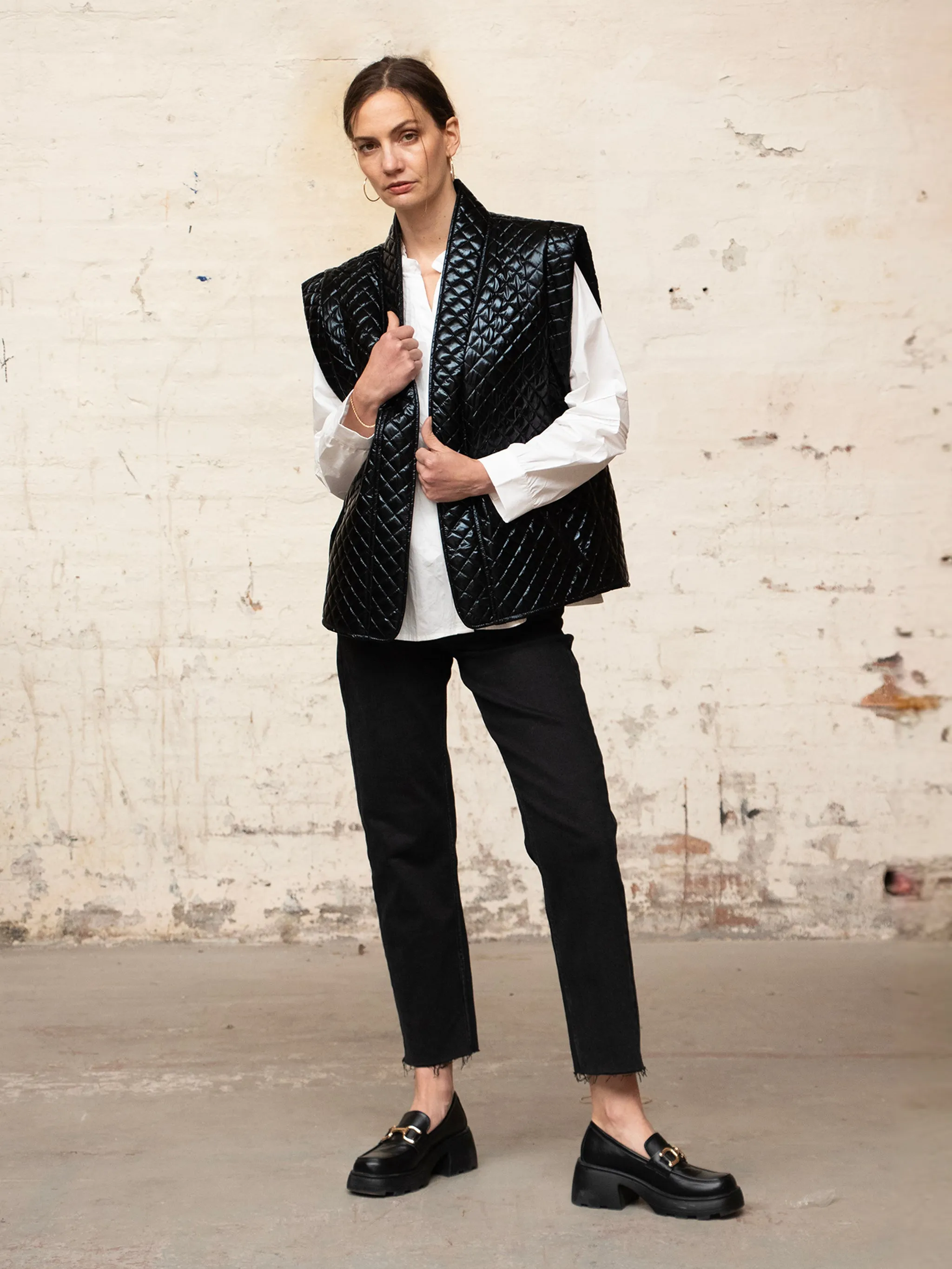 Raven Gilet - Black, Quilted